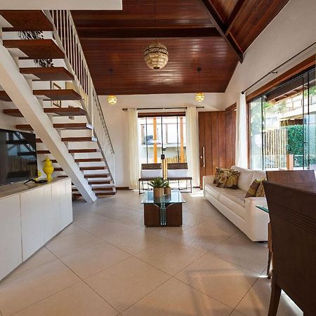 Casa Espetacular Entre Geriba E Ferradurinha - Wifi 200Mb - Piscina Do Codominio - 700 M Da Praia - Garagem - 4 Suites - Area Gourmet Privativa - Cozinha Equipada - Area Kids - Portaria 24H - Ar Condicionado Búzios Kültér fotó